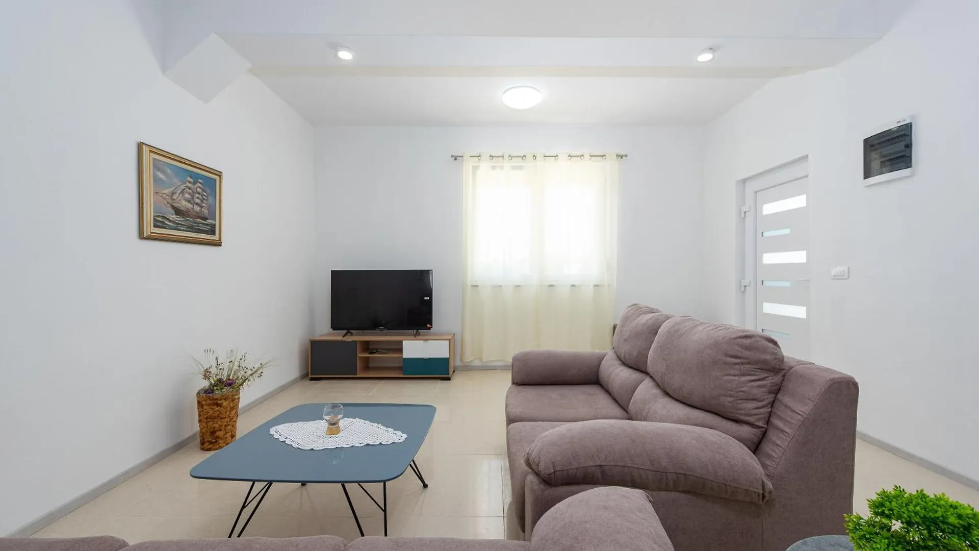 Vila Roza Gornje Biljane 빌라